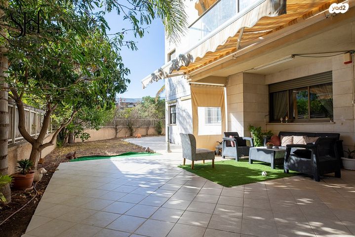 דירת גן, יגאל ידין, קרית אילון, חולון