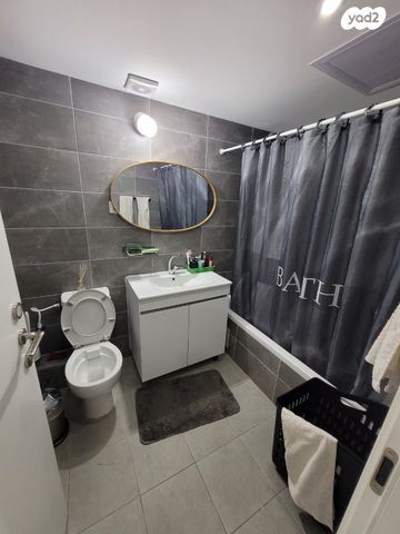 דירה, שקמים ואגמים, אשקלון