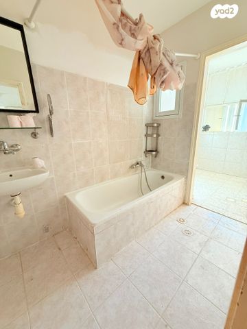 דירה, אליהו בן חור, שכונה ו', באר שבע