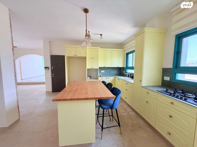 גג/ פנטהאוז, בית הערבה, תלפיות, ירושלים