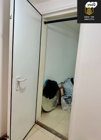 דו משפחתי, אלפי מנשה