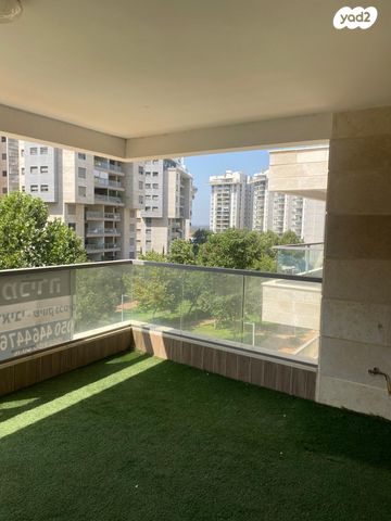 דירה, שושנה דמארי, יפה נוף, כפר יונה