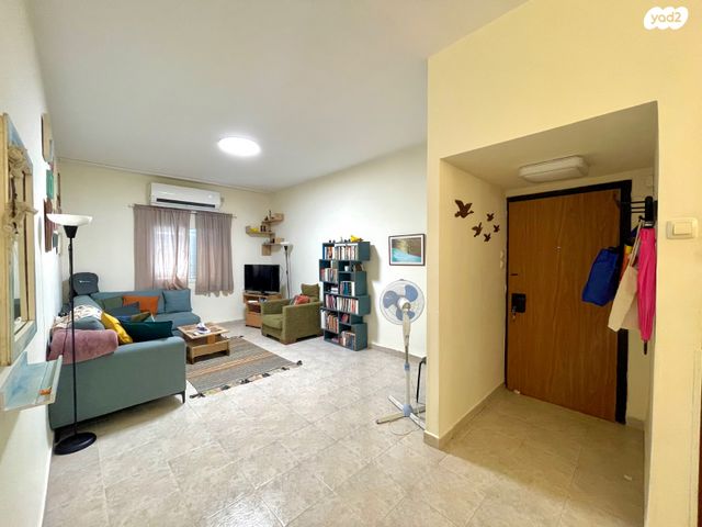 דירה, שרל לוץ 26, בת גלים, חיפה