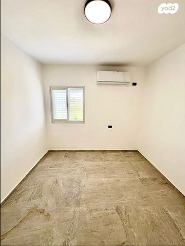 דירה, החשמונאים 18, מוצקין הותיקה, קרית מוצקין