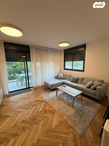 דירה, נווה גן, רמת השרון