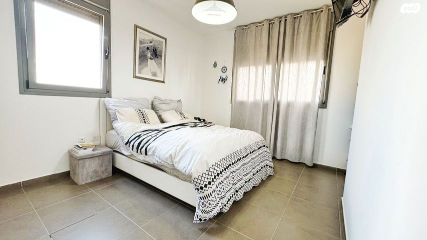 דירה, מגורי חיים כהן, נאות שקד, נתניה