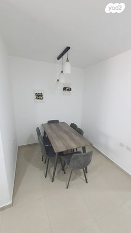 גג/ פנטהאוז, אחדות, בצוותא, חריש