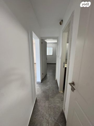 דירה, שקמים ואגמים, אשקלון