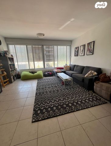 שדרות ירושלים 95