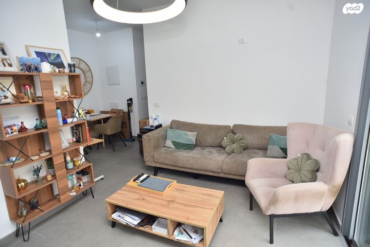 דירת גן, גדרה מזרח, גדרה