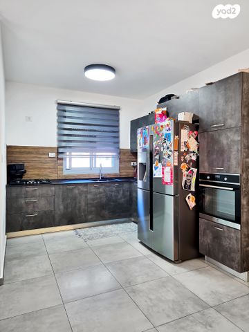 דירה, נווה זאב, נאות אילן, באר שבע