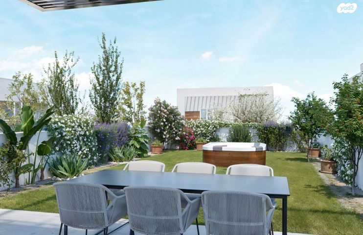 מגרשים, הצבעוני 1, נווה הפרחים, עתלית