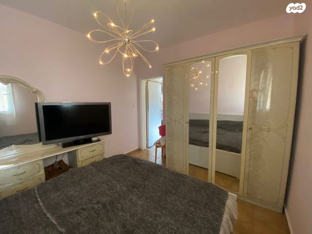 דירה, אשכולות, הגליל, כרמיאל