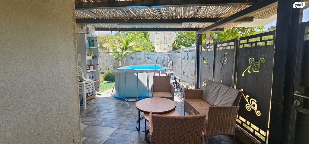 דירת גן, מבוא חיל האוויר 6, צה"ל, קרית גת