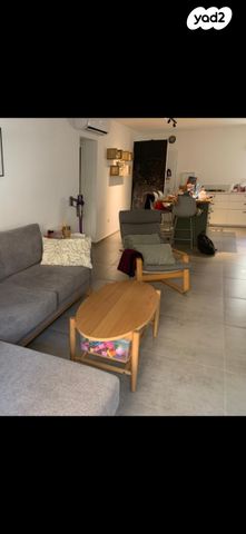 דירה, בר אילן, נווה דוד רמז, רעננה