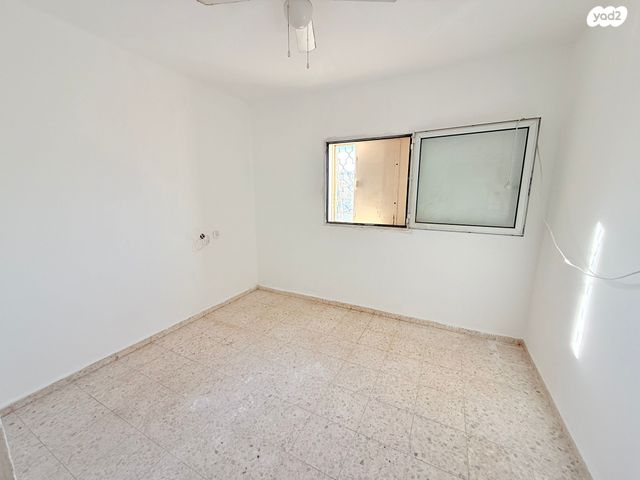 אליהו בן חור 