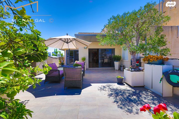 גג/ פנטהאוז, א.ד. גורדון, גני אילן, קרית אונו