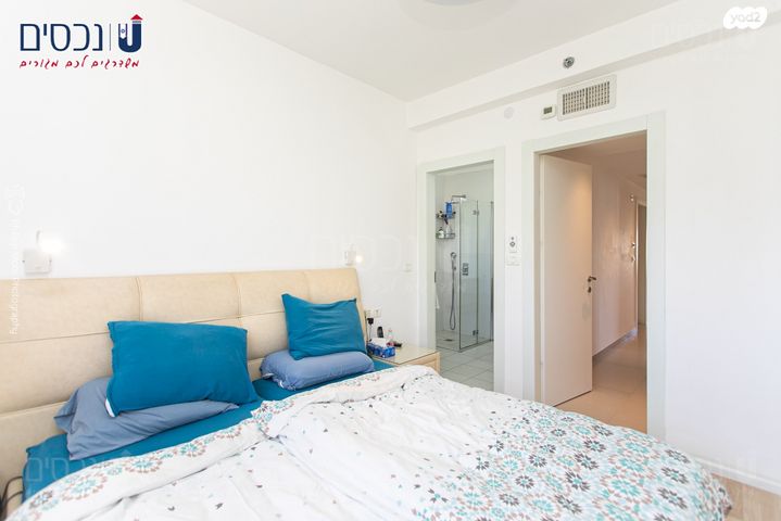 דירה, אלכסנדר ינאי, כרמליה, חיפה