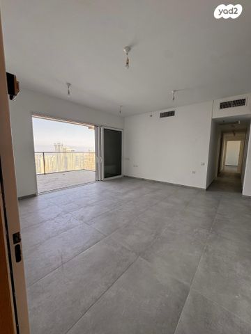 אריאל שרון 10