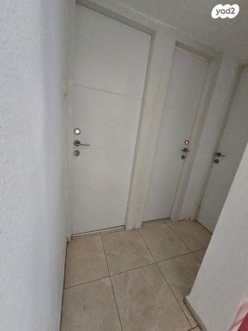 דירה, יוספטל 54, דרום מערב ותיק, בת ים