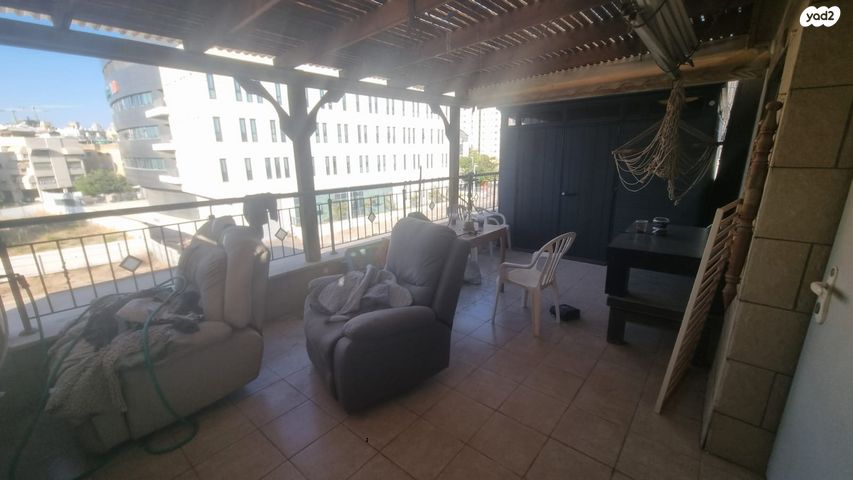 בית פרטי/ קוטג', אריק לביא, קרית אילון, חולון