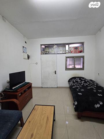 דירה, חסן שוקרי 13, שוק תלפיות, חיפה