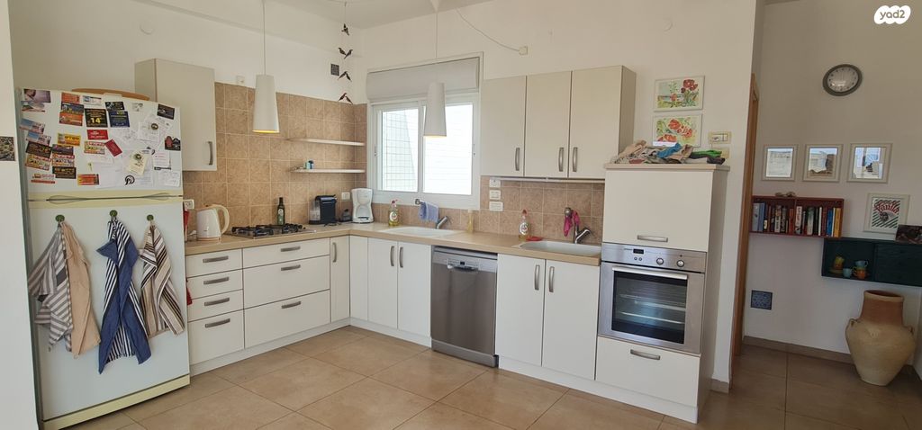 גג/ פנטהאוז, המייסדים, עיר, מרכז העיר, נהריה