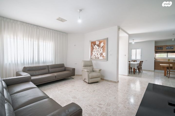 בית פרטי/ קוטג', קרית מנחם בגין, נתיבות