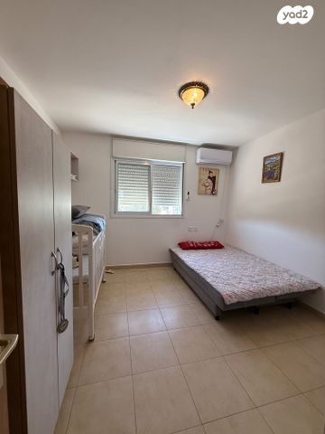 דירה, יהושפט, ערד