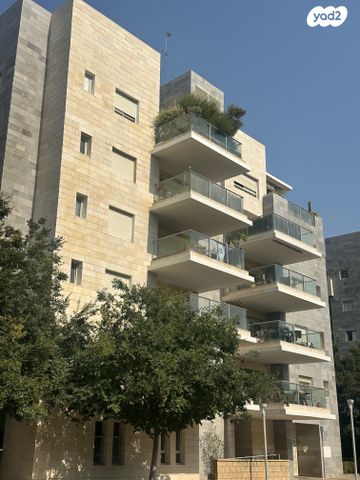 דירה, לאה ודוד לונברג, כפר סבא הירוקה, כפר סבא