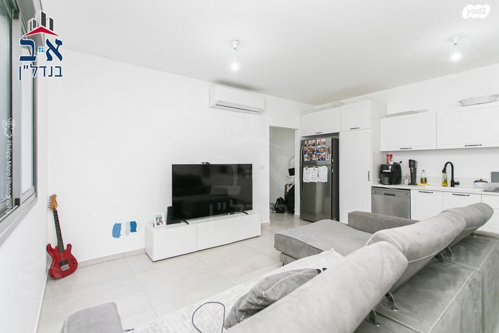 דירת גן, דרך אריק שרון, מעונות גאולה, חיפה