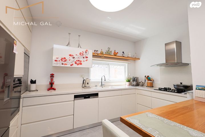 גג/ פנטהאוז, א.ד. גורדון, גני אילן, קרית אונו