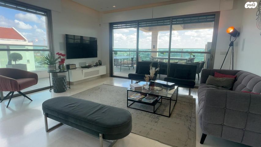 דופלקס, רעננה