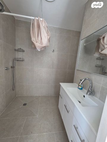 דירה, מורד הגיא 107, אשכול, כרמיאל