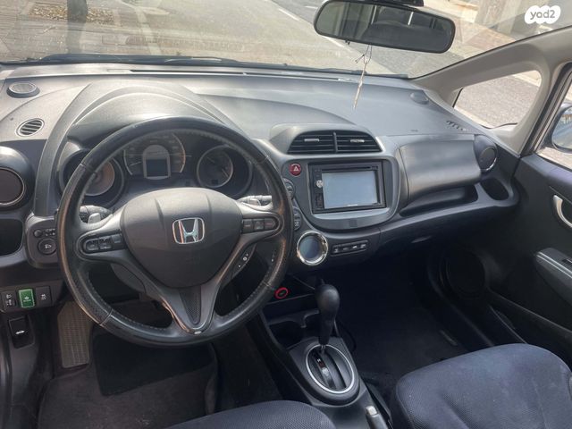 ג'אז  Elegance היברידי אוט׳ 1.3 (102 כ״ס)