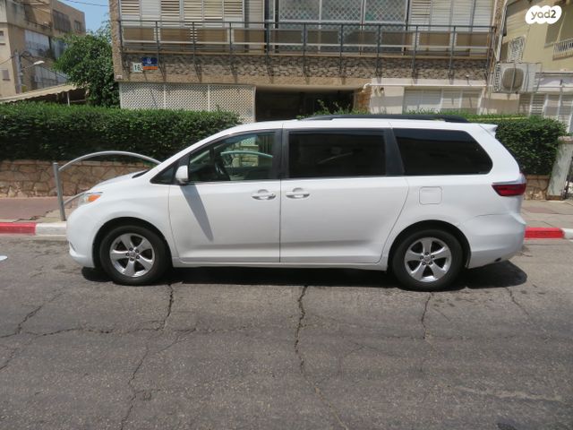 מודעת רכב טויוטה סיינה