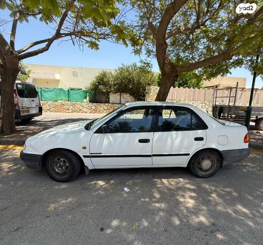 טויוטה קורולה