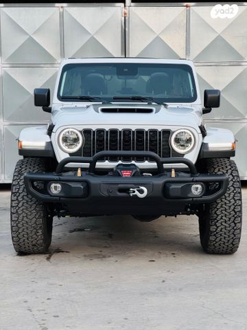 מודעת רכב ג'יפ רנגלר