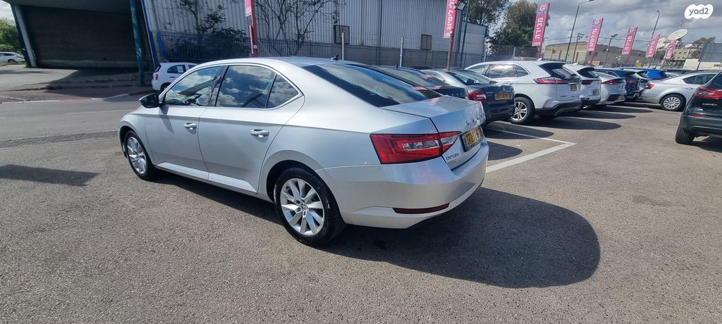 מודעת רכב סקודה סופרב