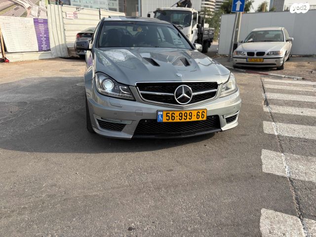 מודעת רכב מרצדס-בנץ C-class