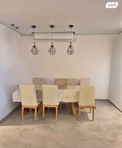 יוסף בורג 12