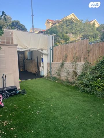 דירת גן, מבוא חרוב 4, העמק, צור הדסה