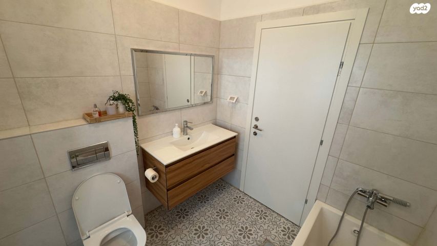 דירה, טרומפלדור 10, פועלים ד, כפר סבא