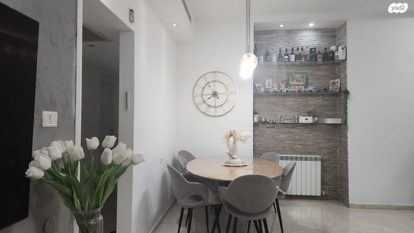 דירת גן, שמעון בן חמו 30, חומת שמואל, הר חומה, ירושלים