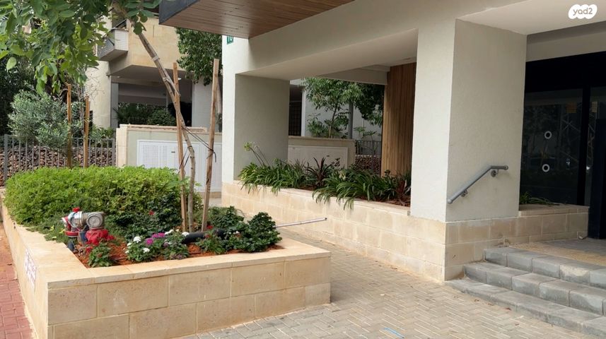 דירה, טרומפלדור 10, פועלים ד, כפר סבא