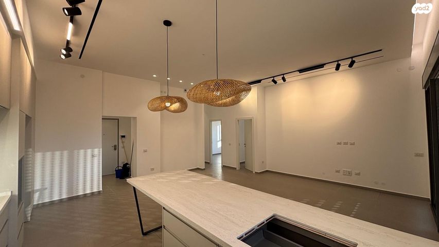 דירת גן, אלמוג 8, אכזיב, נהריה