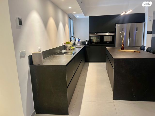 דירה, גאולה כהן 3, נוף השרון, נתניה