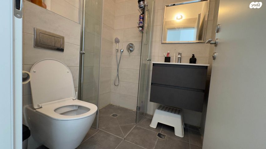 דירה, טרומפלדור 10, פועלים ד, כפר סבא