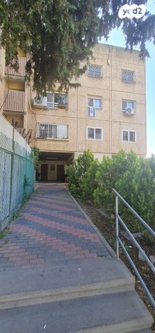 דירה, אברהם טביב 17, גבעה א', שביט, קרית אתא