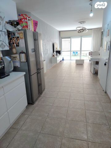 דירת גן, אליהו מרידור 37, פסגת זאב, ירושלים